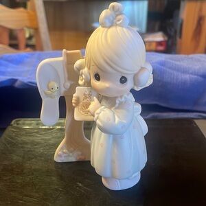 Precious Moments Figurine